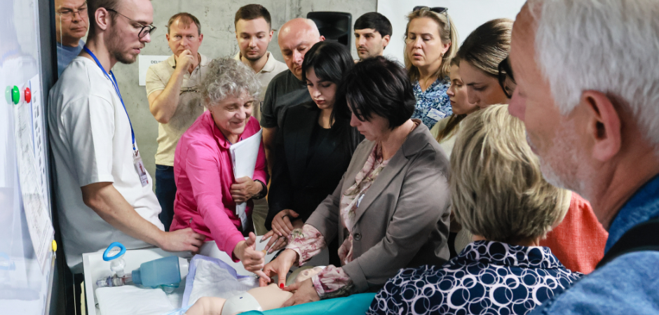 SCCM Returns to Ukraine to Train Clinicians